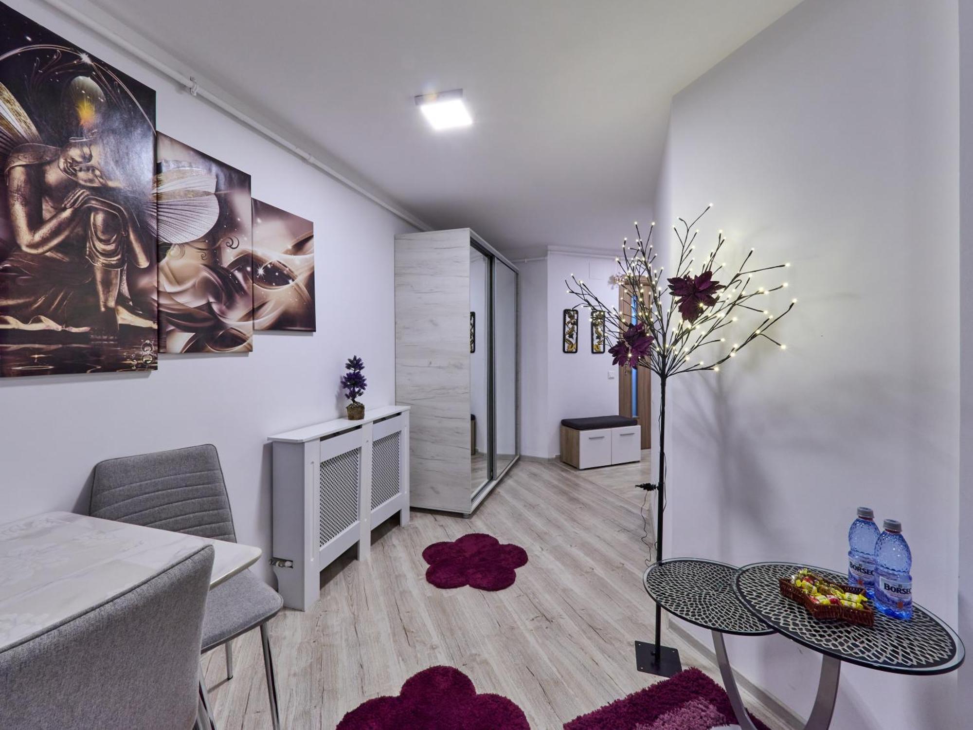 Purple Suite Sinaia Luaran gambar