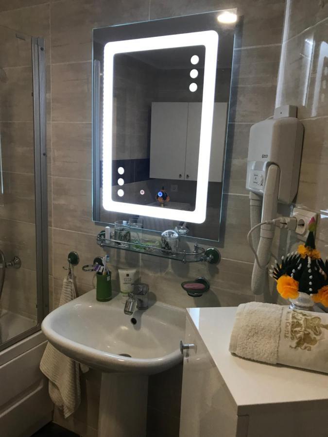 Purple Suite Sinaia Luaran gambar